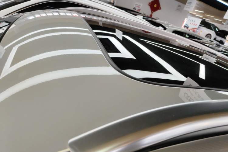 Used Hongqi HS5 2022 Revised Version 2.0T Smart Connect Flagship Edition Roof