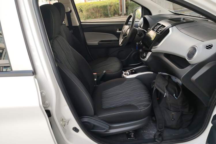 Used CHANGAN OSHAN Benni E-Star 2021 National Edition Xin Yue Version Lithium Iron Phosphate (31.86 kWh)
