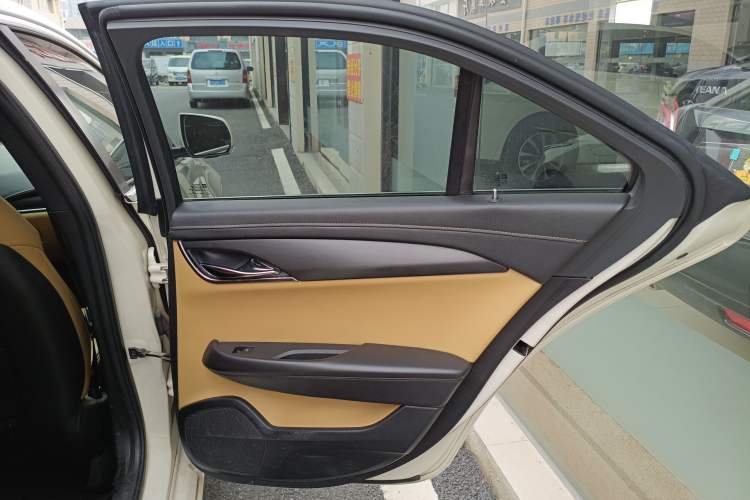 Used Cadillac ATS 2014 28T Comfort Version
