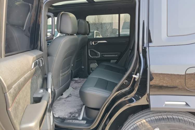 Used JETOUR Shanhai Traveler C-DM 2024 C-DM 208KM Mountain & Wilderness Edition
