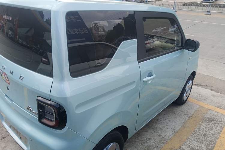 Used Geely Galaxy Panda 2023 Panda Mini 200km Endurance Bear