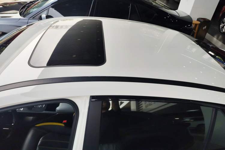 Used GAC Trumpchi EMPOW 2023 270T DCT J16 Version Roof