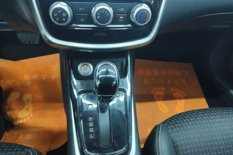 Used Nissan Tiida 2019 1.6L CVT Smart Drive Version China VI Standard
