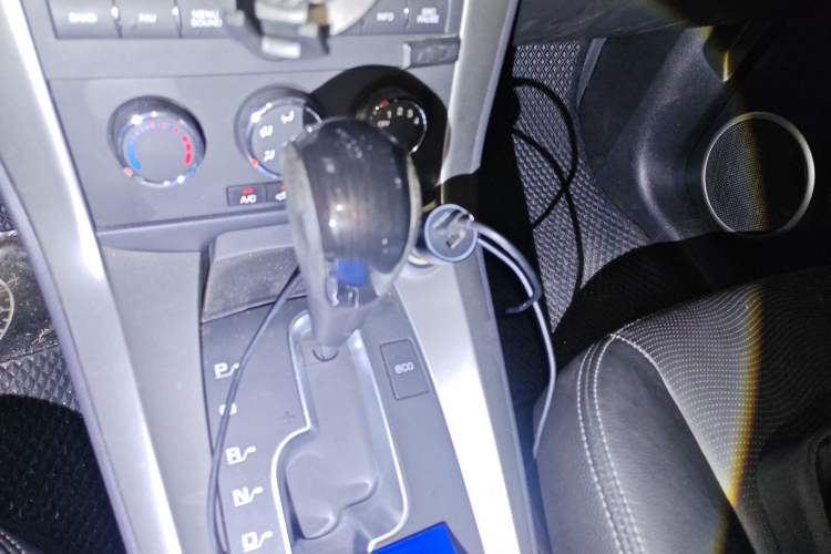 Used Chevrolet Captiva 2015 2.4L Two-Wheel Drive Urban Version 7 Seats
