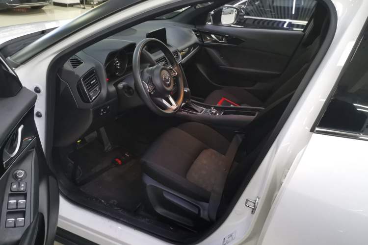 Used Mazda CX-4 2021 2.0L Automatic Two-Wheel Drive Blue Sky Exploration Edition Driver Seat