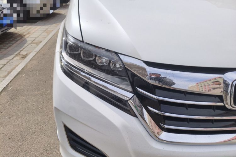 Used Honda Elysion 2016 2.4L Luxury Edition Right Front Headlight