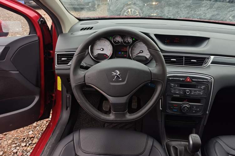 Used Peugeot 308 2014 Enjoy Edition Classic 1.6L Manual Fashion Model