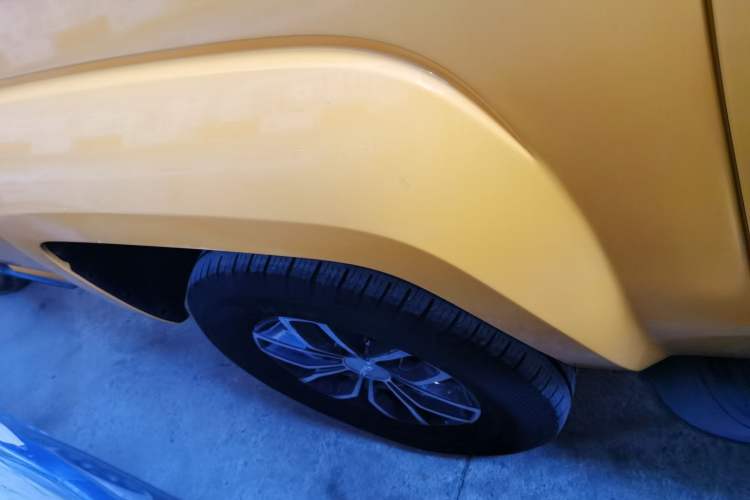 Used JMC Yuhu EV 2022 4x2 LX JX6510PA5BEV
