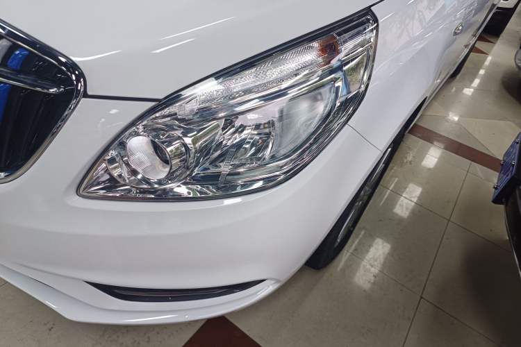 Used Buick GL8 2018 28T Luxury Model China VI Standard
