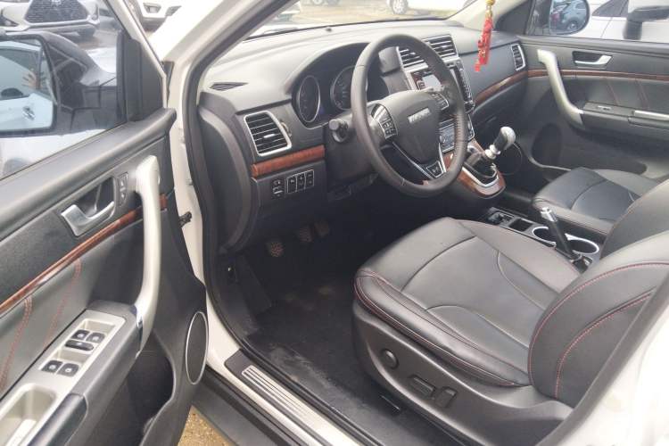 Used Haval H6 2017 Red-Label Sport Edition 1.5T Manual Two-Wheel Drive Elite Model