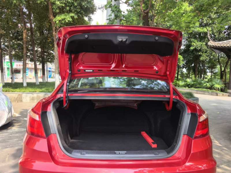 Used CHANGAN Eado 2016 1.6L Manual Fashion Edition — 18