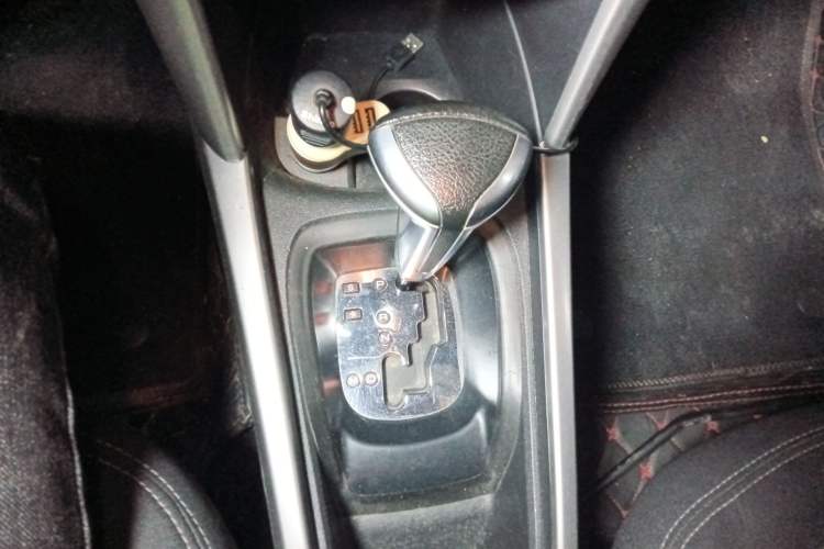 Used Citroen C3-XR 2017 1.6L Automatic Fashion Model Gear Lever