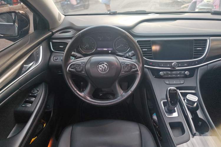 Used Buick LaCrosse 2019 28T Luxury Version