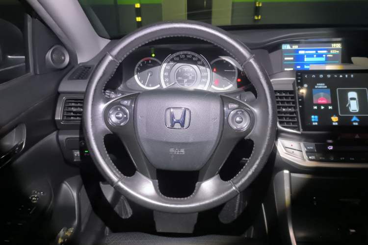 Used Honda Accord 2015 2.0L EX Luxury Edition
