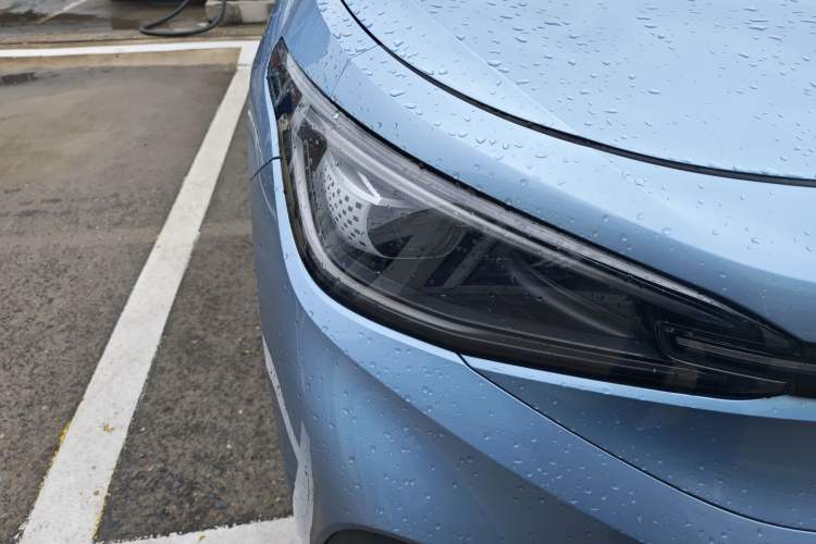 Used Volkswagen ID.4 X 2024 Pure & Smart Edition Right Front Headlight