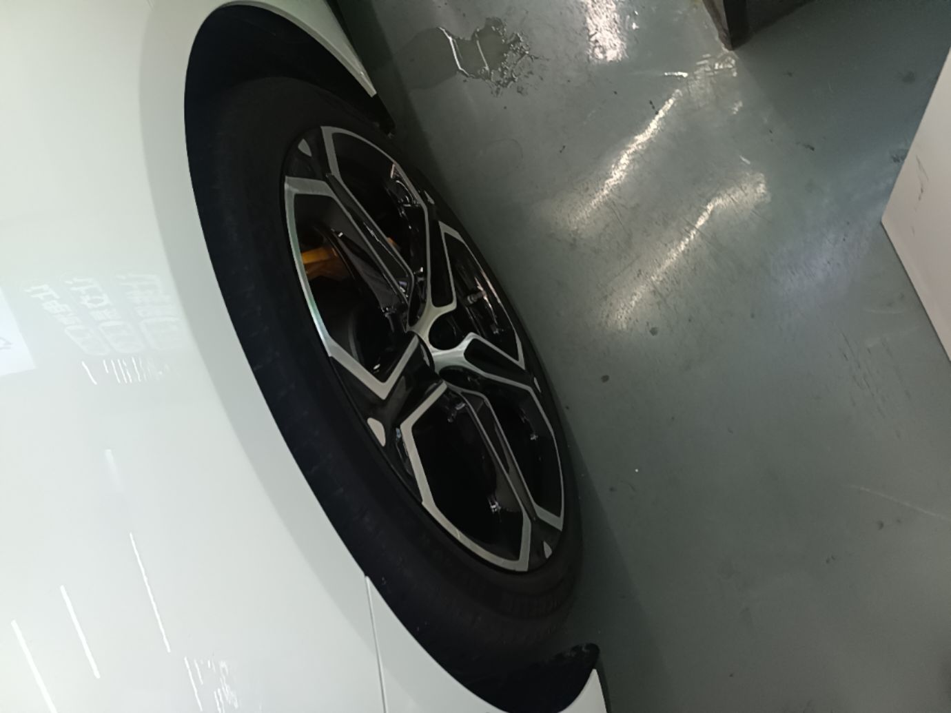 Xiaomi Auto SU7 2024 Four-Wheel Drive Ultra-Long Range Advanced Intelligent Driving Max Edition — снимка 10