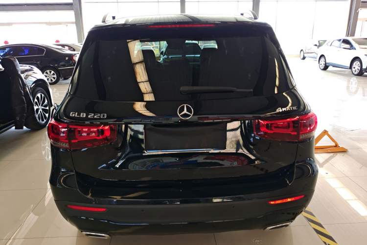 Used Mercedes-Benz GLB 2021 GLB 200 4MATIC
