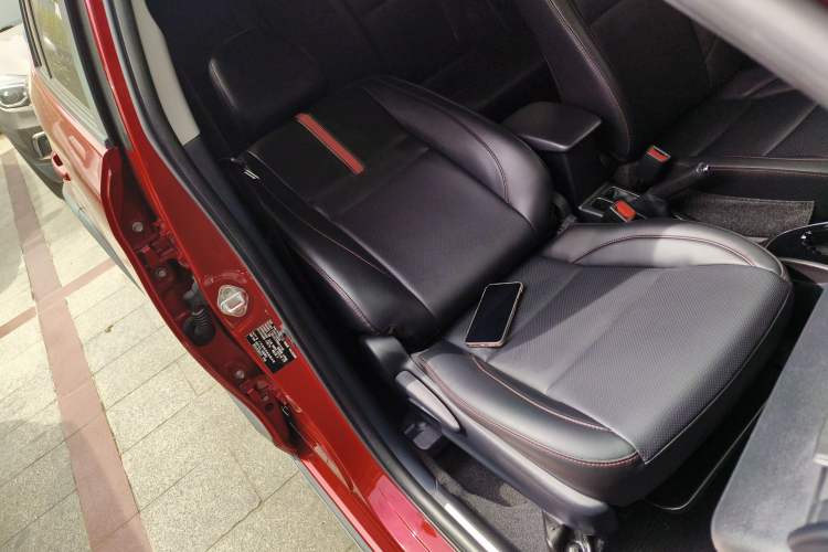 Used Toyota YARiS L Zhi Xuan 2021 X-Trail 1.5L CVT Luxury Edition Right Front Seat