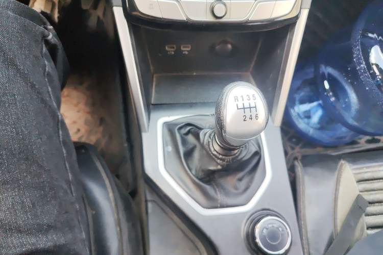 Used Great Wall Poer 2019 2.0T Commercial Version Manual Diesel 4x4 Elite Long-Box GW4D20M