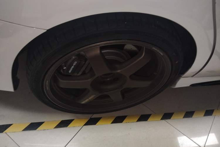 Used Mercedes-Benz CLA AMG 2014 AMG CLA 45 4MATIC Right Rear Wheel Hub