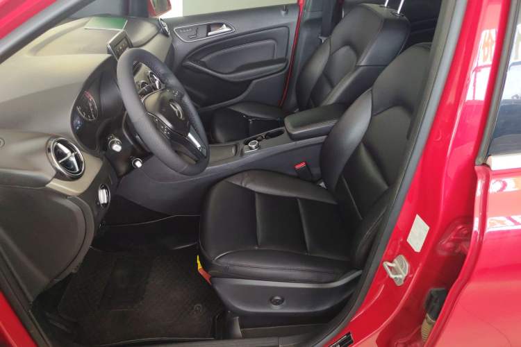 Used Mercedes-Benz B-Class 2012 B 200
