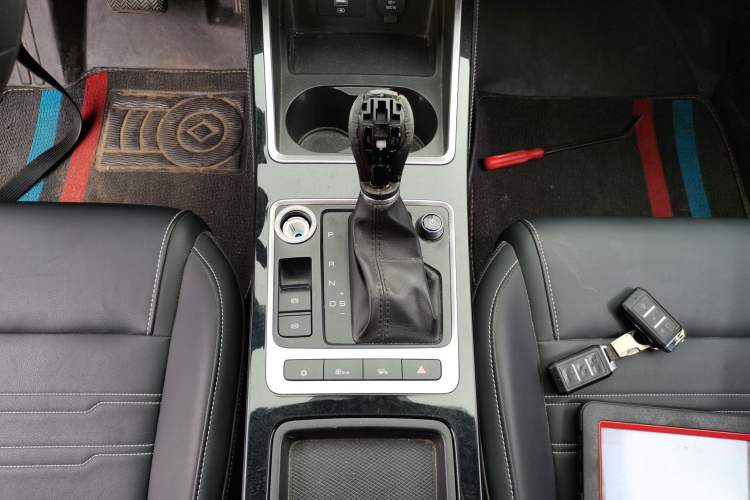 Used BYD Qin 2019 1.5L Automatic Luxury Model Gear Lever