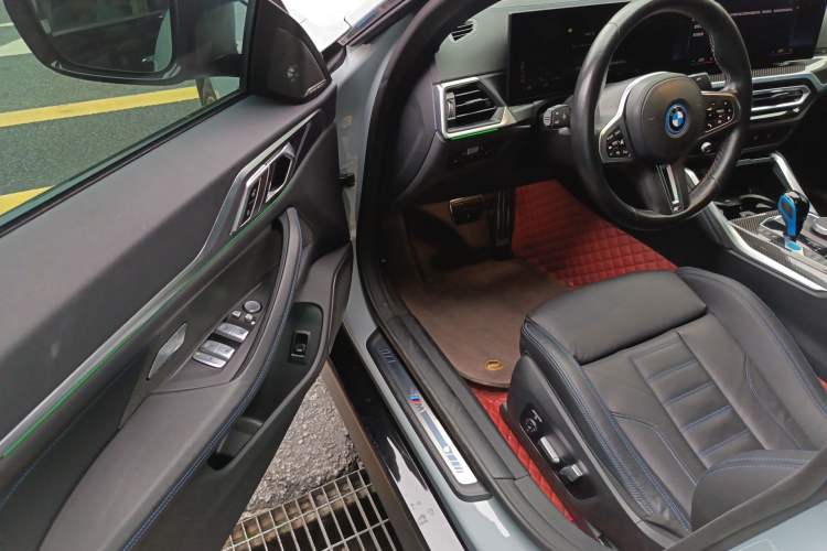 Used BMW i4 2022 M50
