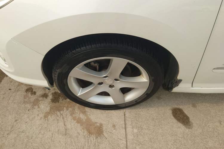 Used Peugeot 408 2013 2.0L Automatic Luxury Edition