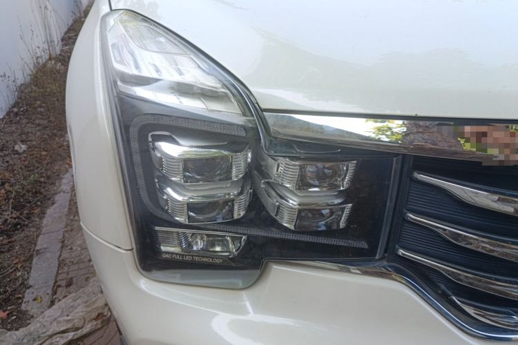 Used GAC Trumpchi GS8 2017 320T Two-Wheel Drive Luxury Smart Connectivity Version (7 Seats)