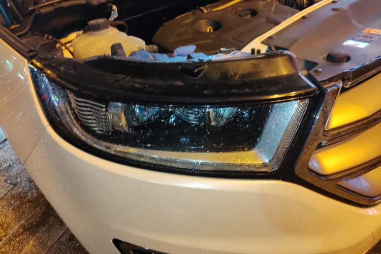 Used Ford Edge 2015 2.0T GTDi Four-Wheel Drive Prestige Model