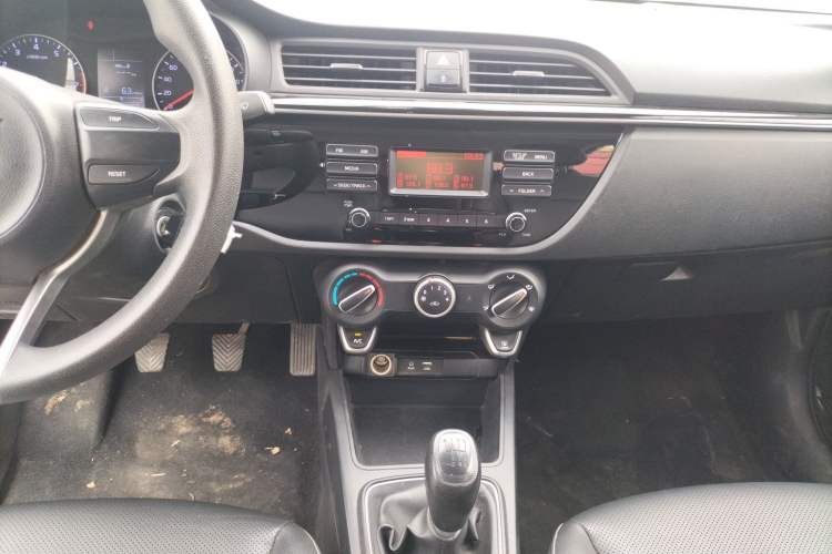 Used Kia K2 2017 Sedan 1.4L Manual Transmission 15th Anniversary Special Edition GLS
