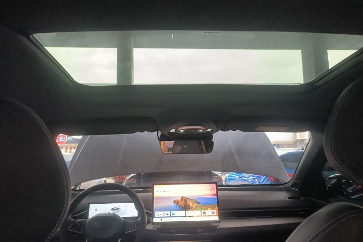 Used Geely Auto Preface 2025 Dongfang Yao 1.5TD Fuyao Edition
