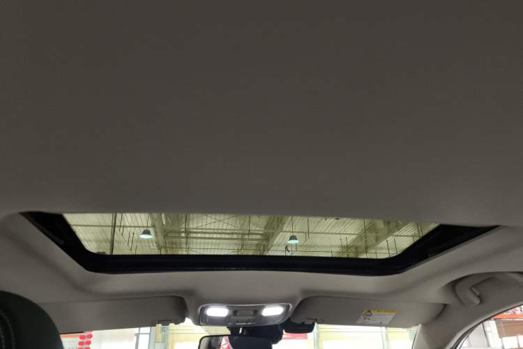 Used Geely Auto Vision X6 2019 1.8L Manual 4G Connect Luxury Version China V Standard
