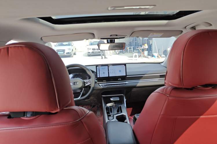 Used Geely Auto Emgrand 2023 4th Generation Champion Edition 1.5L CVT Prestige Model
