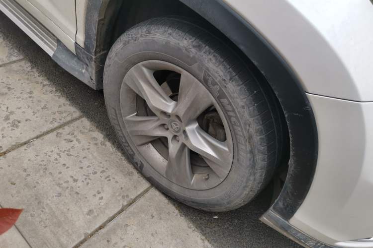 Used Toyota Highlander 2015 2.0T Four-Wheel Drive Luxury Navigation Version with 7 Seats
