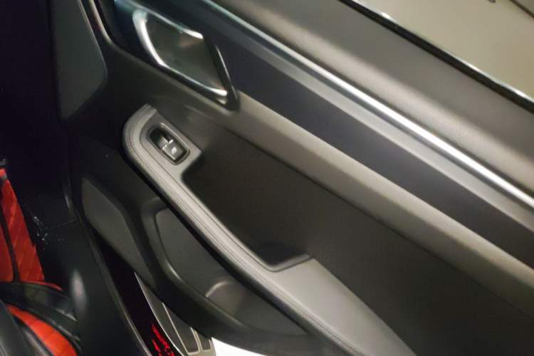 Used Porsche Macan 2018 Macan 2.0T
