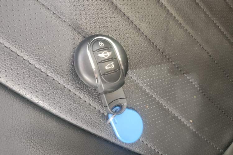 Used MINI 2014 1.2T ONE+