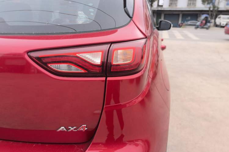 Used Dongfeng Aeolus AX4 2018 1.6L DCT Trendy & Stylish Model with Sunroof
