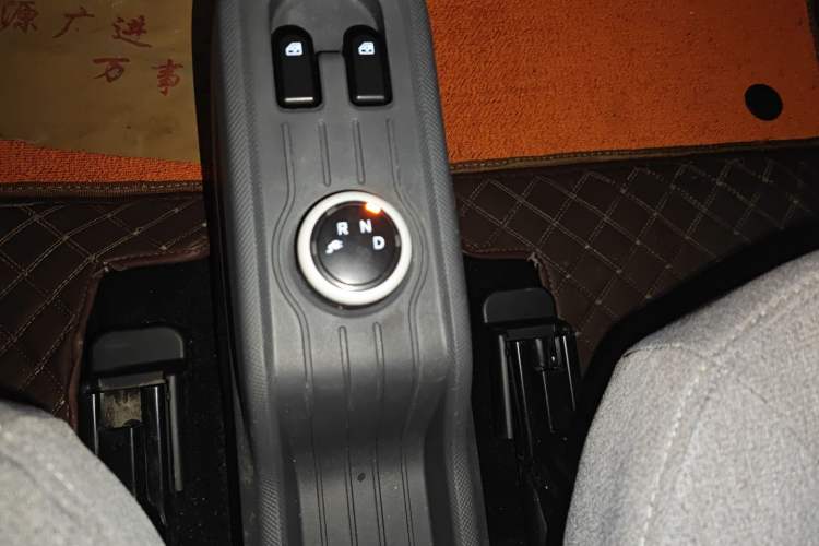 Used Wuling Hongguang MINIEV 2021 Macaron Premium Model – Lithium Iron Phosphate