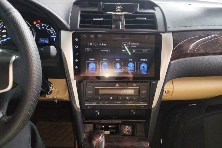 Used Toyota Camry 2015 2.0G Premier Edition Audio And AC Panel