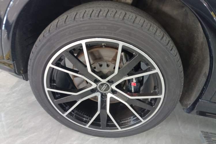 Used Audi Q7 2021 55 TFSI quattro S line Sport model