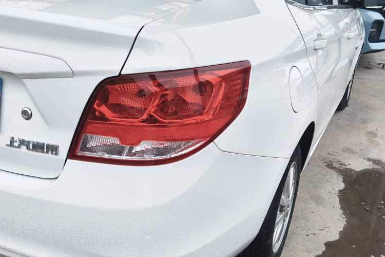 Used Chevrolet Sail 2015 Sail 3 1.5L Manual with Ideal Sunroof Edition