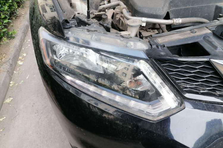 Used Nissan X-Trail 2014 2.5L CVT Luxury Edition 4WD
