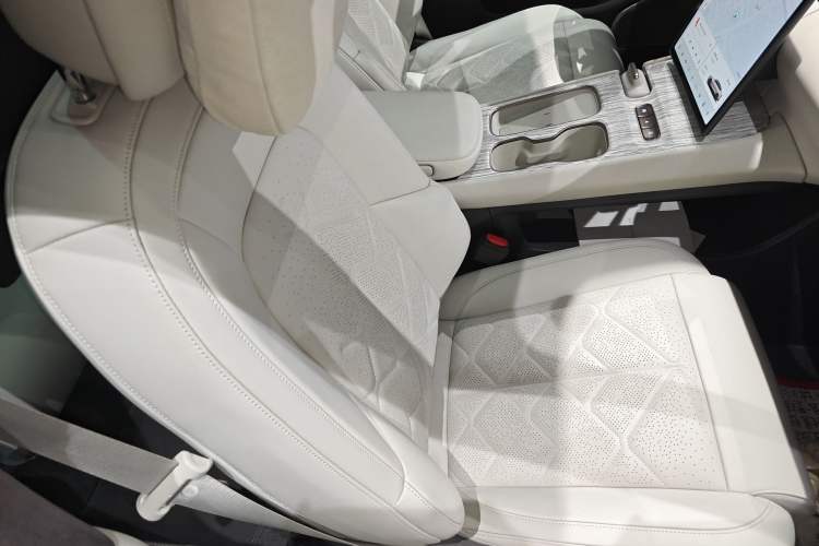 Used Nio ET7 2024 75 kWh Executive Signature Edition
