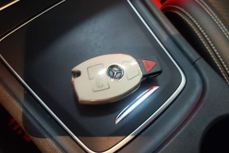 Used Mercedes-Benz GLA 2017 GLA 200 Fashion Model
