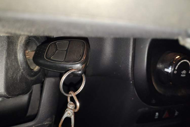 Used Jeep Compass 2011 2.0L two-wheel drive sport version