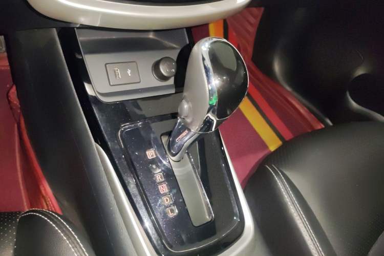 Used Nissan Tiida 2021 1.6L CVT Smart Drive Edition Gear Lever