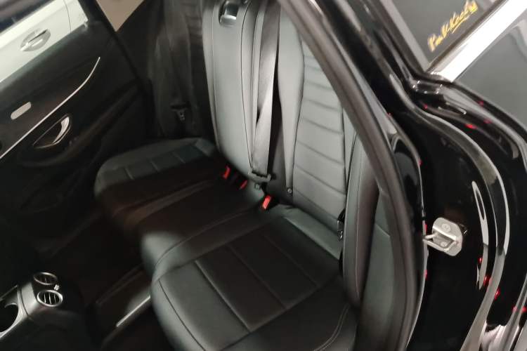 Used Mercedes-Benz E-Class 2020 E 300 L Sporty and Stylish Model Left Rear Seat