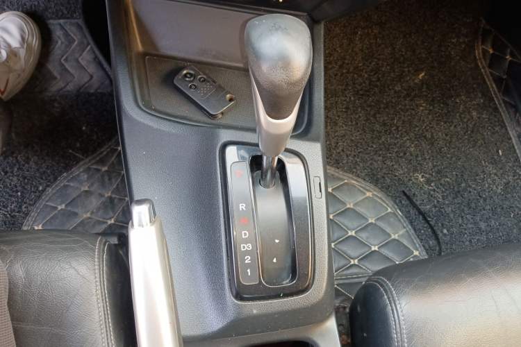 Used Honda Civic 2014 1.8L automatic luxury edition
