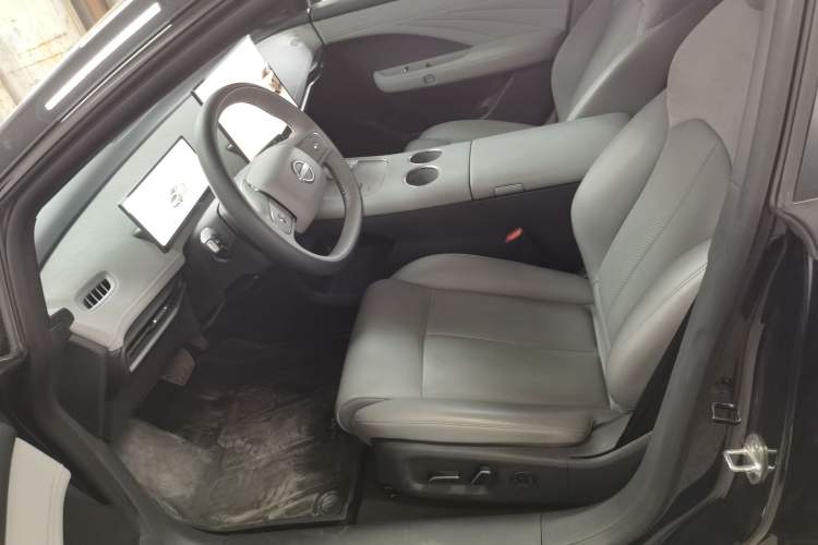 Used Nissan N7 2025 510 Pro Left Front Seat